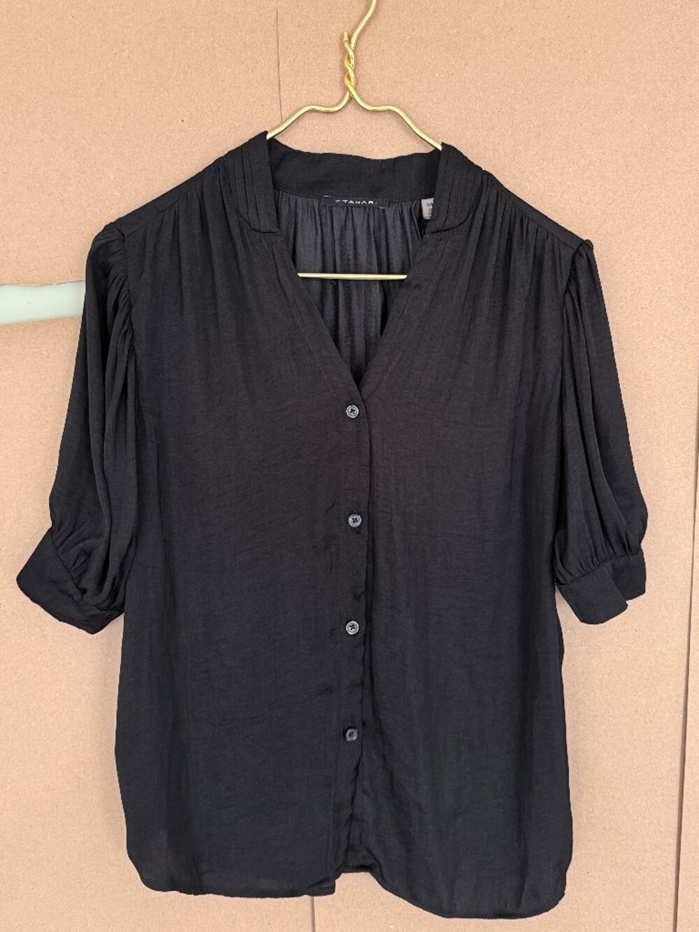 Tahari short sleeve Black blouse